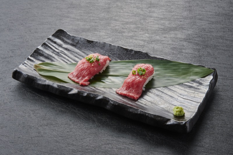 飛騨牛炙り肉寿司